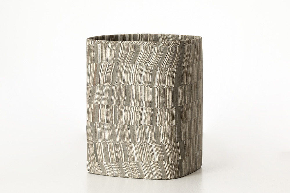 David Pottinger, Vessel 2005, porcelain, Gift of Beth Brown and Tom Bruce AM through the Australian Government’s Cultural Gifts Program, 2023, Photographer: Andrew Curtis, © the artist